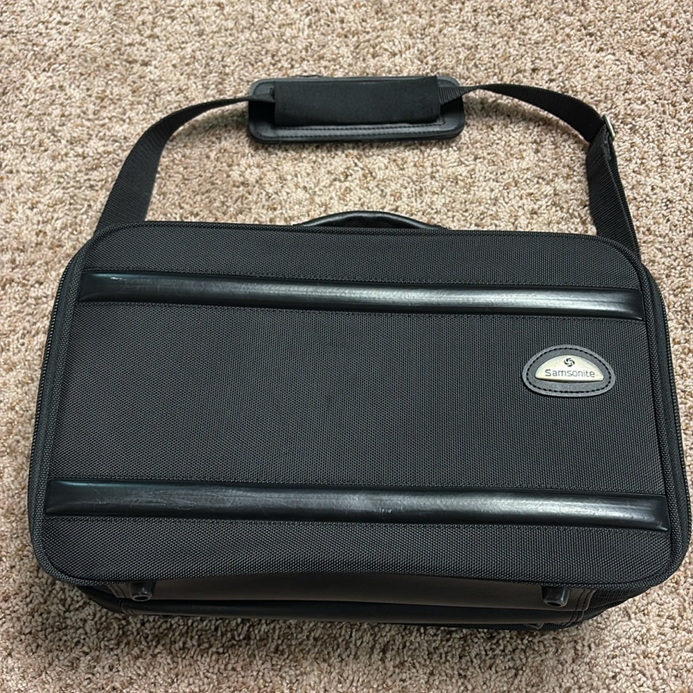 Samsonite Travel Suitcase Briefcase Bag Black with Handle and Detachable Strap - Picture 3 of 13